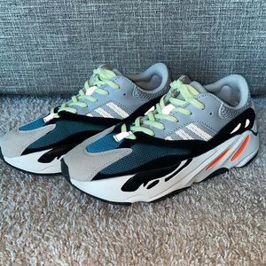 Unisex Reflective Futuristic Sneakers